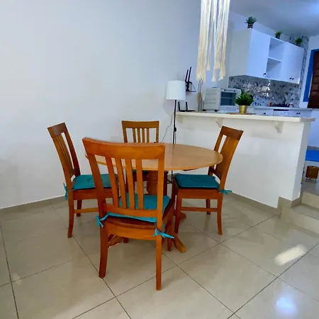 Holiday home Seaside Two Bedroom Cosy Townhouse In Tourist Area *